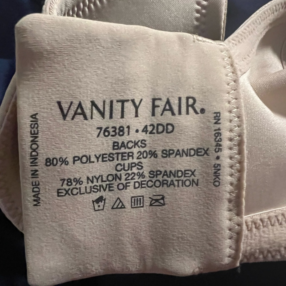 Vanity Fair Full Figure Coverage Back Smoother Underwire Beige Bra Size 42DD - Picture 4 of 7